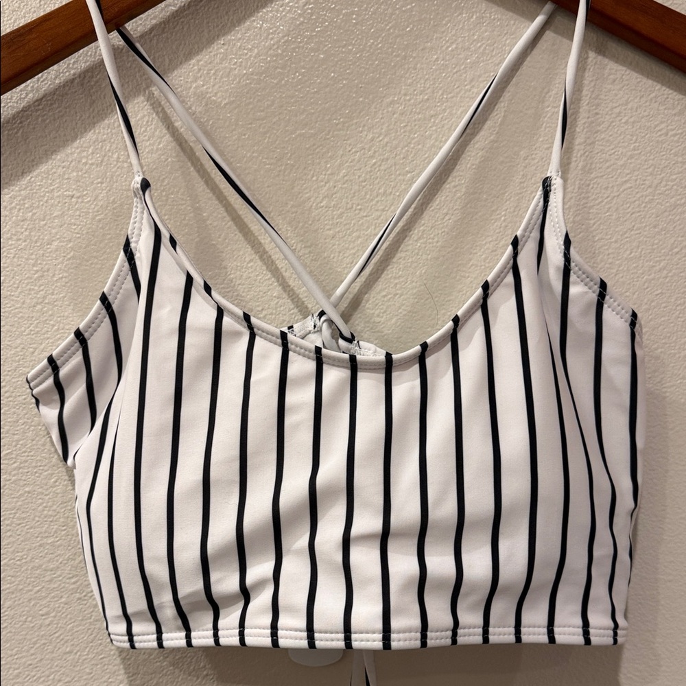 ROMWE Black and White Striped Bikini Top